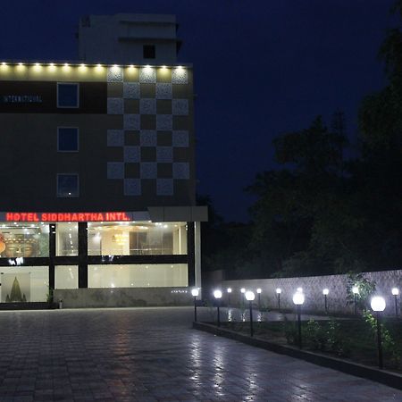 Hotel Siddhartha International Gaya Ngoại thất bức ảnh