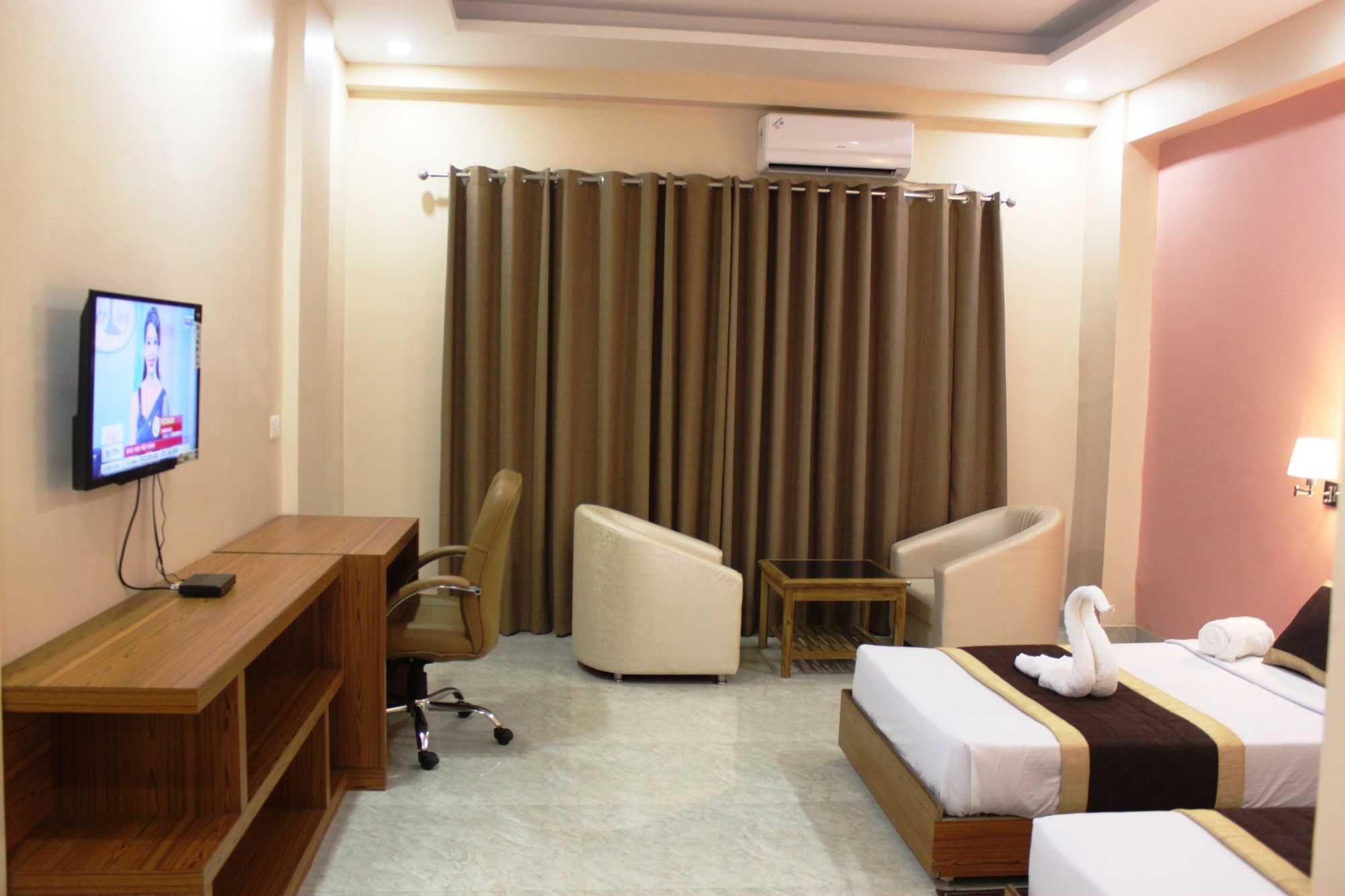 Hotel Siddhartha International Gaya Ngoại thất bức ảnh